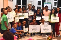 Les jeunes qui ont reçu le financement à Toamasina