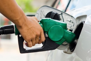 La baisse des prix des carburants enchante les consommateurs.  