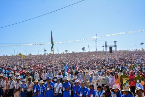 Une foule à perte de vue durant la Journée Mondiale de la Jeunesse à Antsirabe.