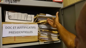 Chaque candidat doit avoir un trésorier de compte et faire un rapport de leur dépense.