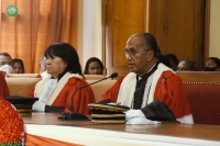 Le nouveau procureur général de la cour suprême, Benjamin Alexis Rakotomandimby en plein serment