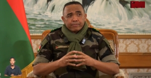 Le Pr&eacute;sident de la R&eacute;fondation de la R&eacute;publique lors de son allocution &agrave; la chaine nationale.