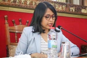 Le grand argentier de l&#039;Etat Rindra Hasimbelo Rabarinirinarison à l&#039;hémicycle de l&#039;Assemblée nationale Tsimbazaza. 