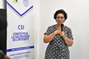 Sahondra Rabenarivo fait ses adieux à ses collègues du CSI.