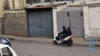 Les taxis-motos font désormais partie du paysage dans la capitale. 