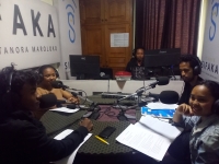 Enregistrement du débat chez Studio SIFAKA, Ampasamadinika