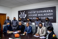 Le directeur générale de douane Madagascar, expliquant les procédures mises en place par le service des douanes Ernest Zafivanona 