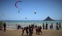 L’ambiance « Festikite » dans la baie des Sakalava, Antsiranana.