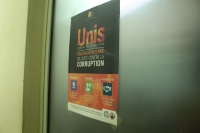 Une affiche de sensibilisation dans les locaux de la direction de l'audit interne.