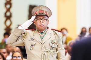 Le G&eacute;n&eacute;ral de division Ruffin Fortunat Zafisambo lors de sa nomination au poste de Premier ministre