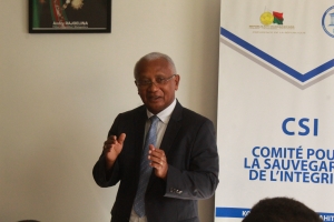 Jean Louis Andriamifidy, nouveau président du CSI.