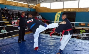 Un match de kempo arbitré par l&#039;actuel président de la fédération malgache de Kempo et MMA.
