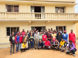 Ces 40 jeunes ont été reçus par le gouverneur de l’Androy avant leur départ. d&#039;Ambovombe pour Majunga.