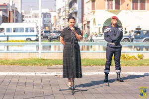 Plusieurs dizaines de manifestants ont réclamé la démission de la maire Harilala Ramanantsoa