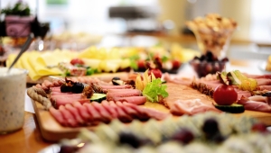 Le gens doivent être vigilants à l&#039;empoisonnement alimentaire