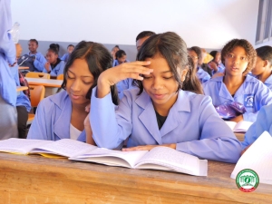 Les &eacute;l&egrave;ves des &eacute;coles publiques &agrave; travers le pays ont repris les cours depuis lundi