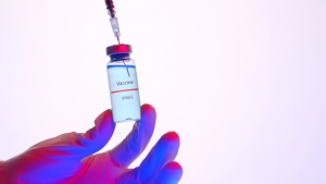 L&#039;échappement immunitaire remet en cause l&#039;efficacité du vaccin contre certains variants de la COVID-19.