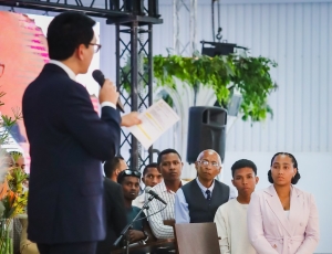 Des jeunes, des sportifs, des entrepreneurs, des &eacute;tudiants, et m&ecirc;me quelques compatriotes issus de la diaspora ont rempli la grande salle du palais pr&eacute;sidentiel d&rsquo;Iavoloha. 