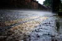 La saison de pluie augmente aussi le risque d’attraper les maladies de la peau à cause des eaux insalubres