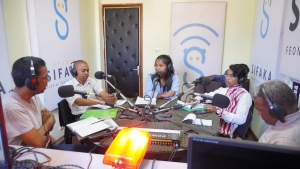 Lors de l’enregistrement du débat au Studio SIFAKA 