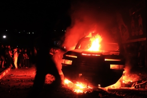 Un blind&eacute; incendi&eacute; par les manifestants &agrave; Anosy